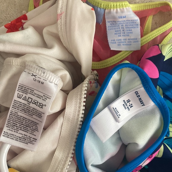 💕💛💙Baby girl swim bundle 💕💙💛size 12-24months - Picture 11 of 11